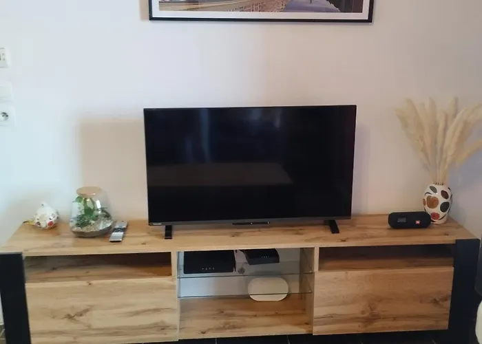 Patio Arena, 2 Etoiles, Terrasse, Parking, Wifi, Entree Et Sortie Autonomes, Local Velos Lejlighed