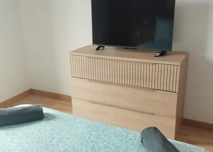 Patio Arena, 2 Etoiles, Terrasse, Parking, Wifi, Entree Et Sortie Autonomes, Local Velos