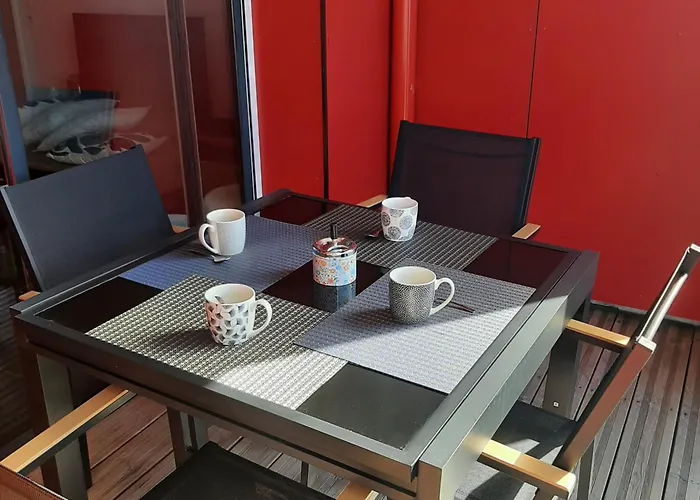 Patio Arena, 2 Etoiles, Terrasse, Parking, Wifi, Entree Et Sortie Autonomes, Local Velos Lejlighed